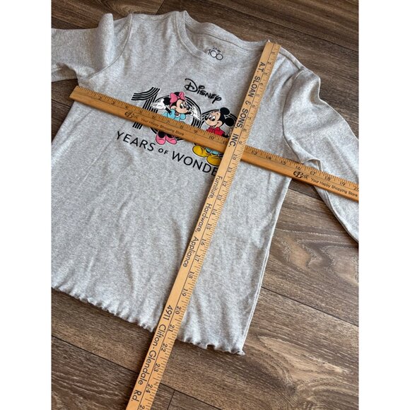 Mickey Minnie Mouse 100 Years of Wonder Disney Gray juniors LARGE Long Sleeve - Picture 5 of 7